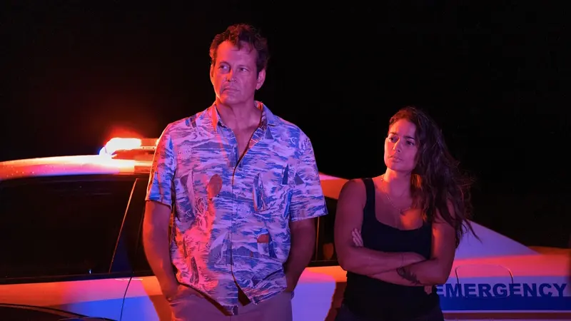 Vince Vaughn y Natalie Martinez en "Mono malo"