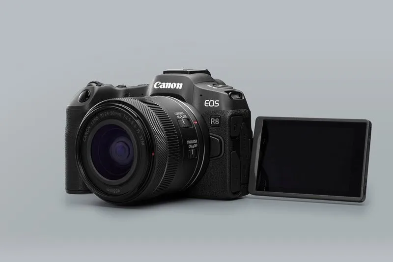 Canon EOS R8